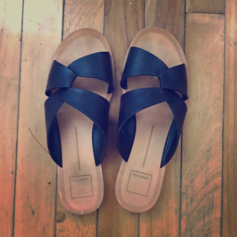 Dolce Vita flat sandals